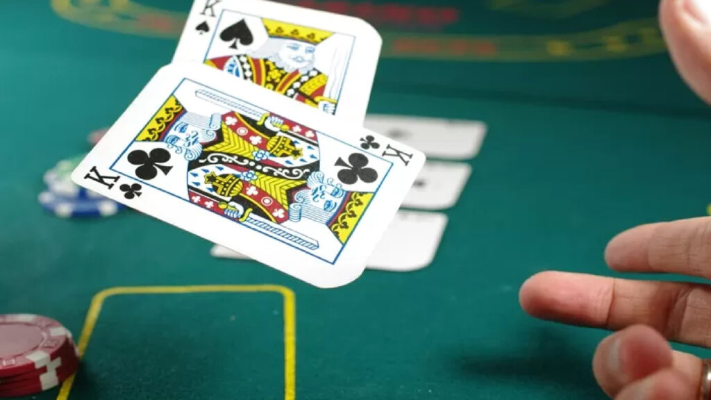 Tips Bermain Kartu Poker untuk Pemain Indonesia